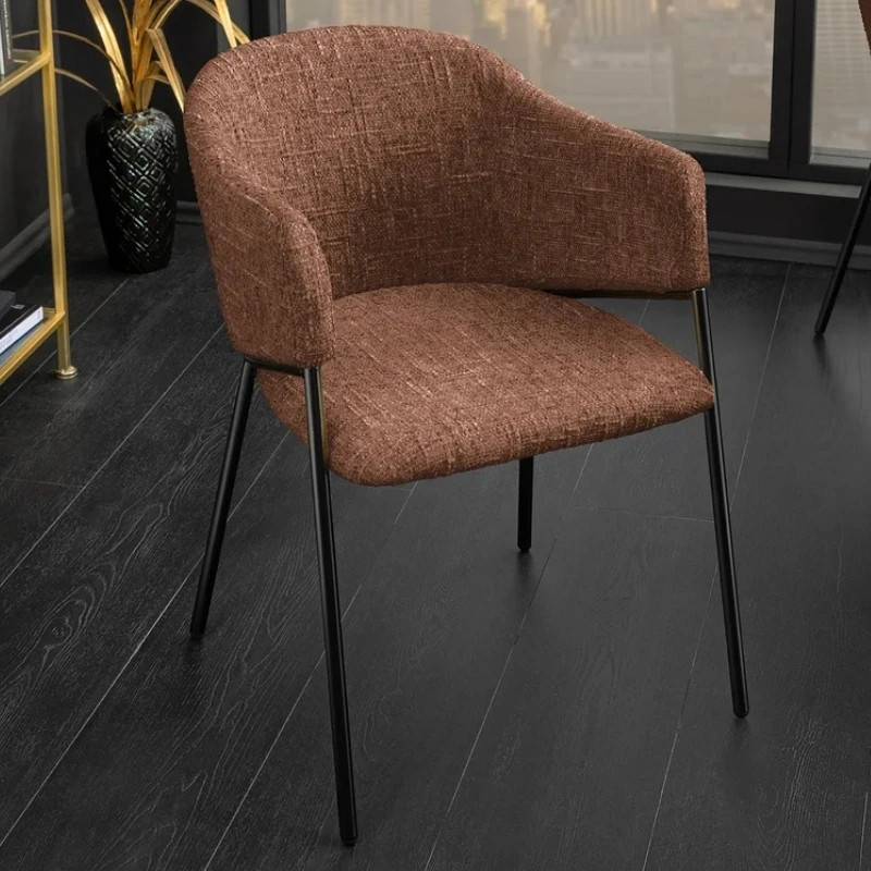 Lot de 2 chaises en tissu marron avec accoudoirs NOBLESSE