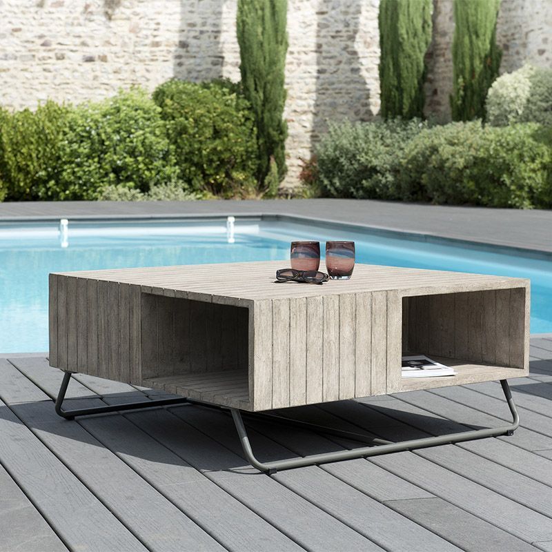 Table basse jardin teck teinté grisé et métal Macabane HYANCINTE