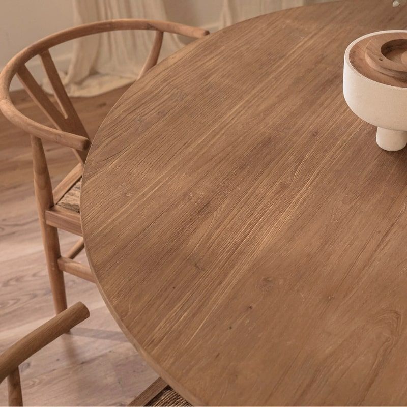 Table ronde en teck massif recyclé 130cm pied croisé bois XONO d-bodhi
